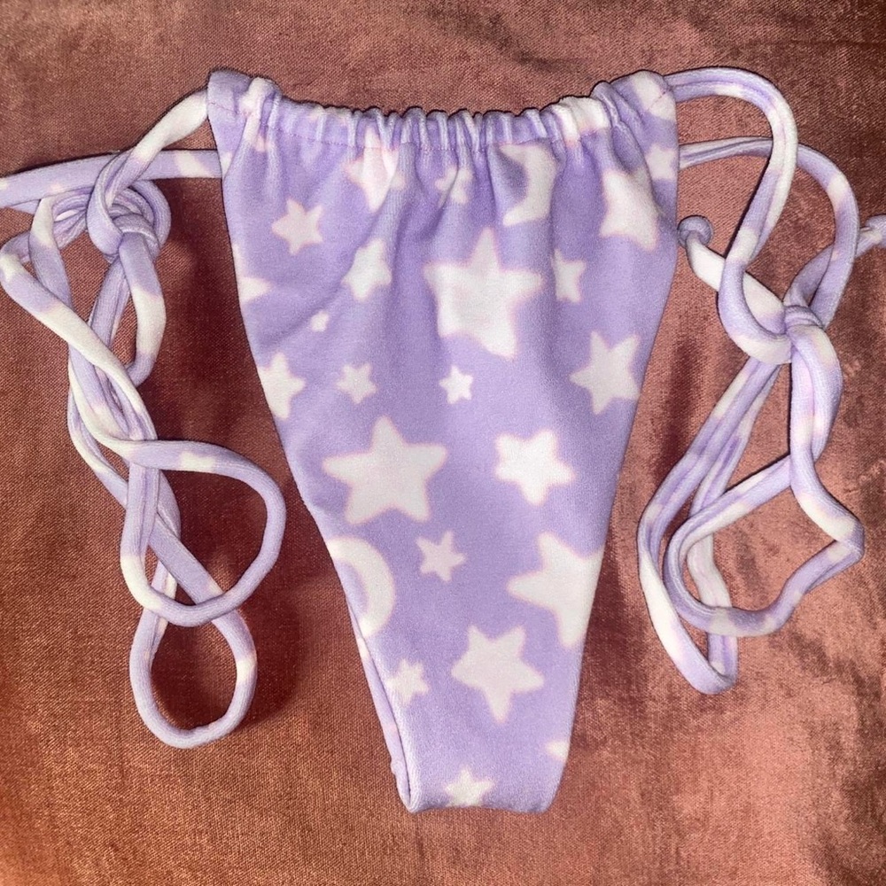 Frankie's Bikinis Lavender Starry Bikini Top - Picture 3 of 7